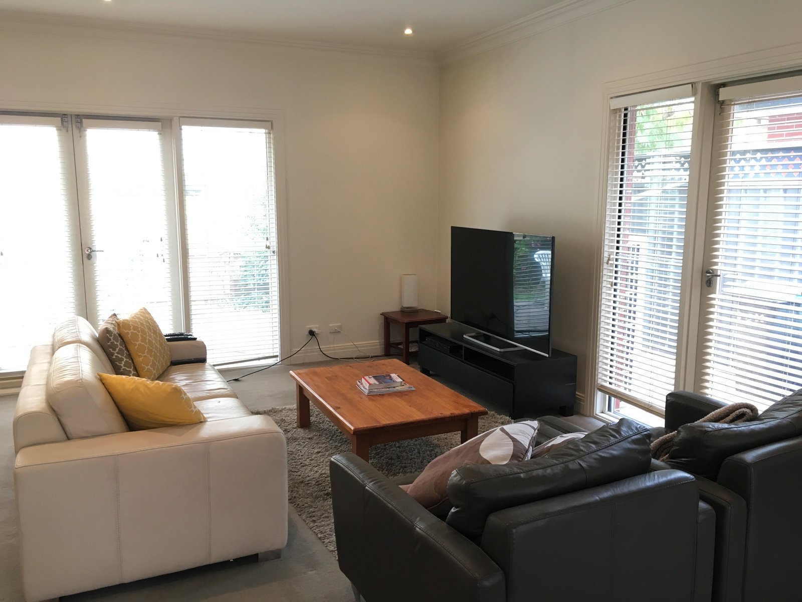 Gallery: 6/36 Willansby Avenue