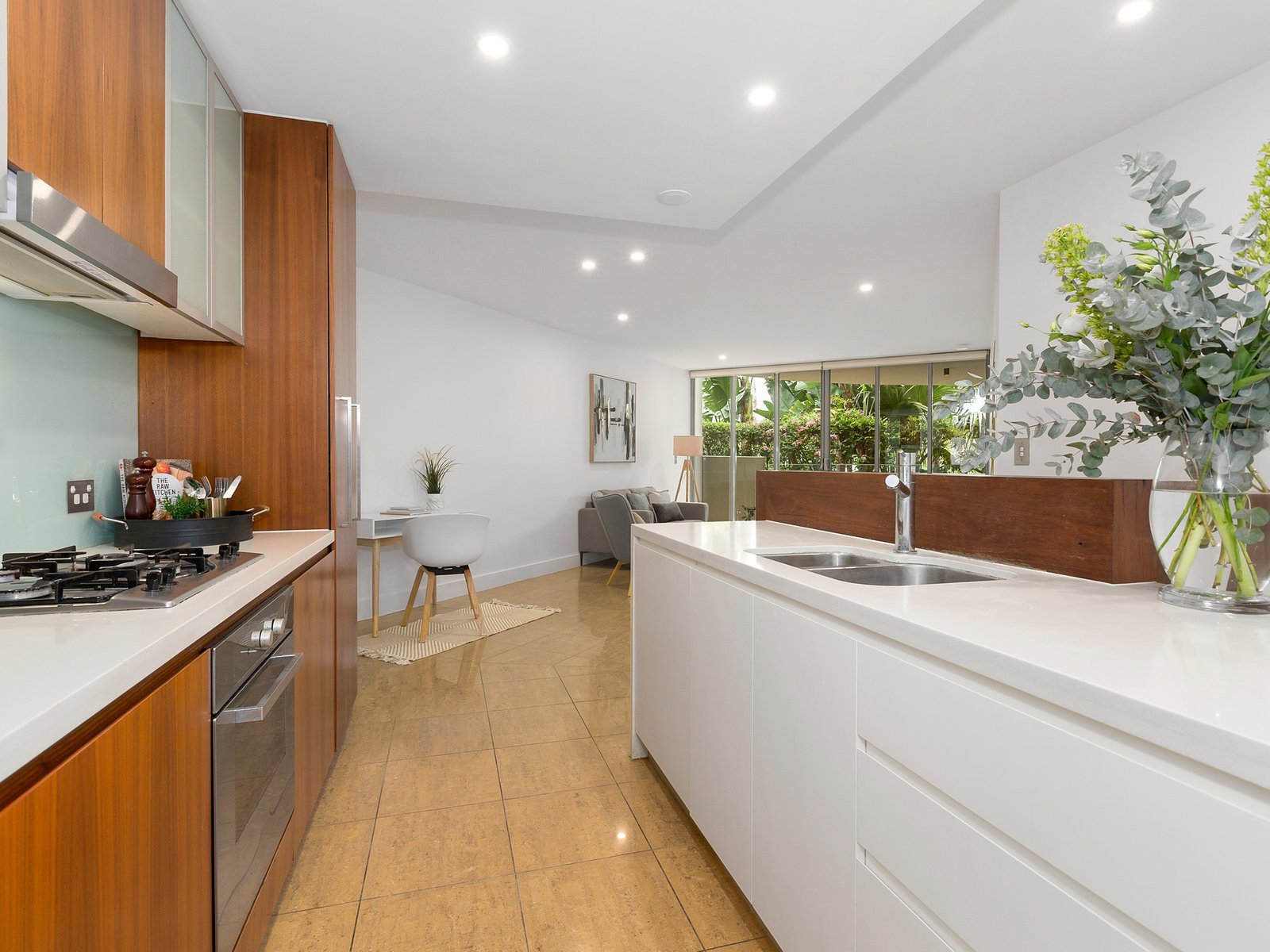 63/685-707 Casuarina Way CASUARINA 4
