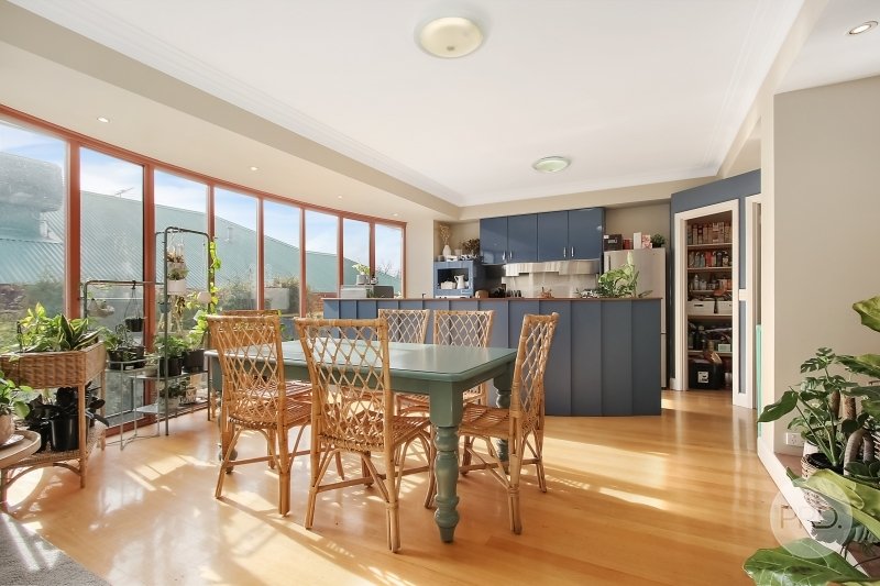 637 Sackville Street ALBURY 4