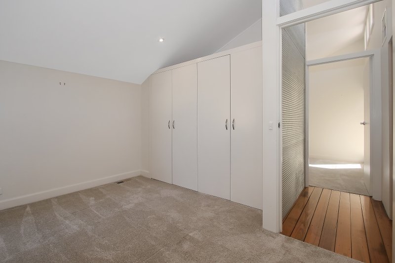 637 Sackville Street ALBURY 9