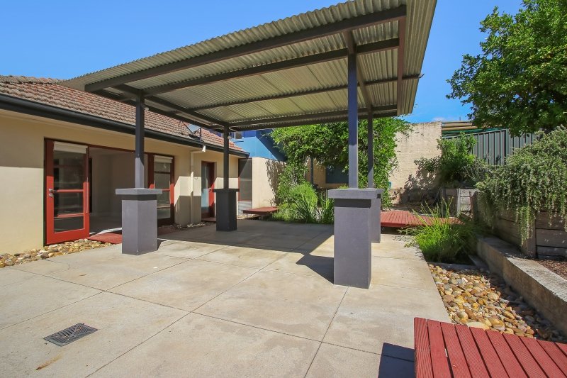 637 Sackville Street ALBURY 11