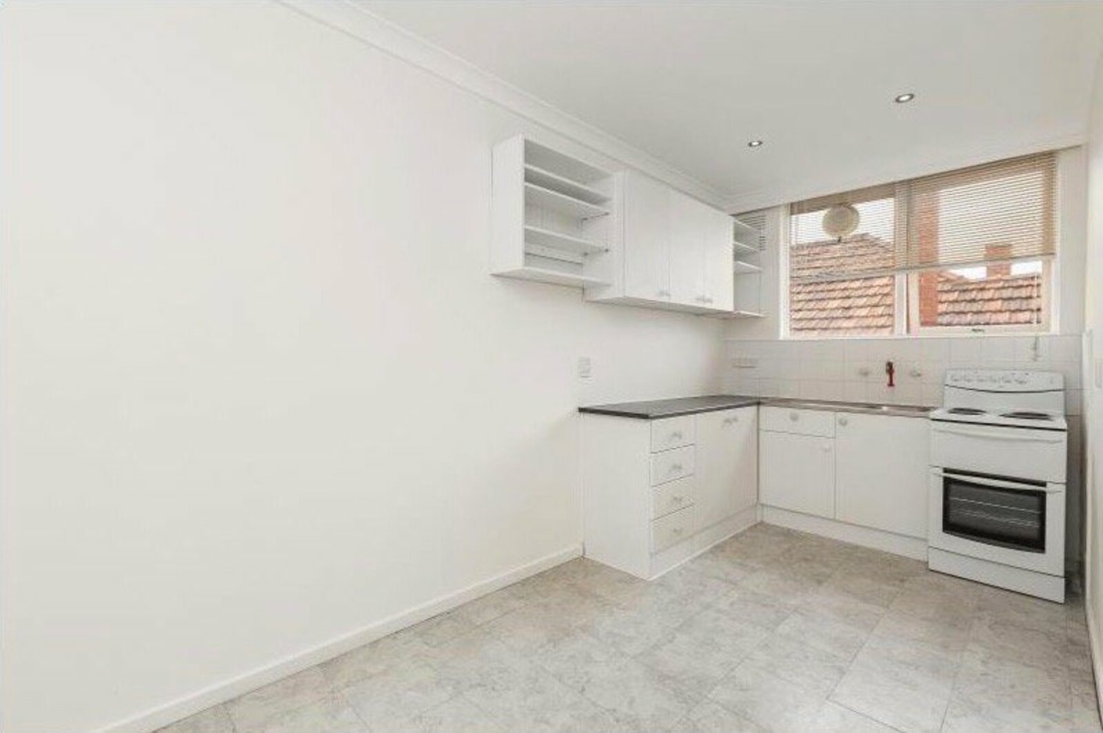 Gallery: 6/37 Somerville Road