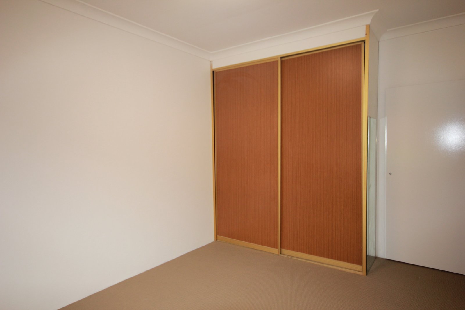 6/38-40 President Avenue KOGARAH 5