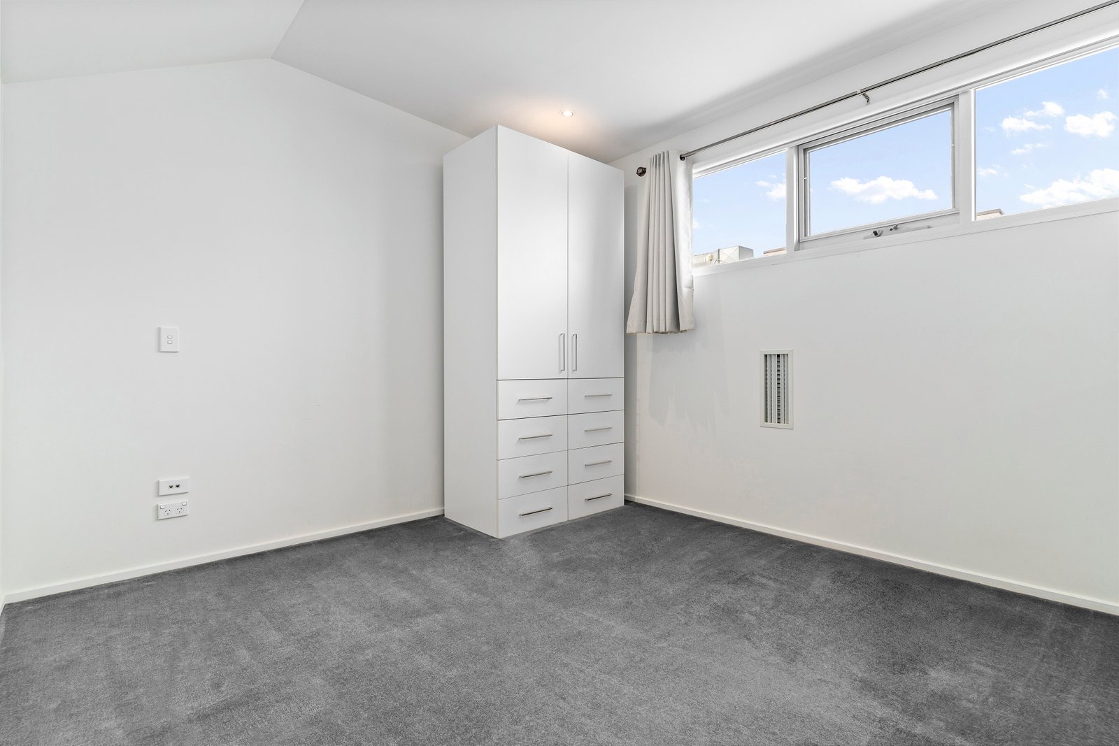 Real Estate and Property in 6/386 Dandenong Road, Caulfield North, VIC