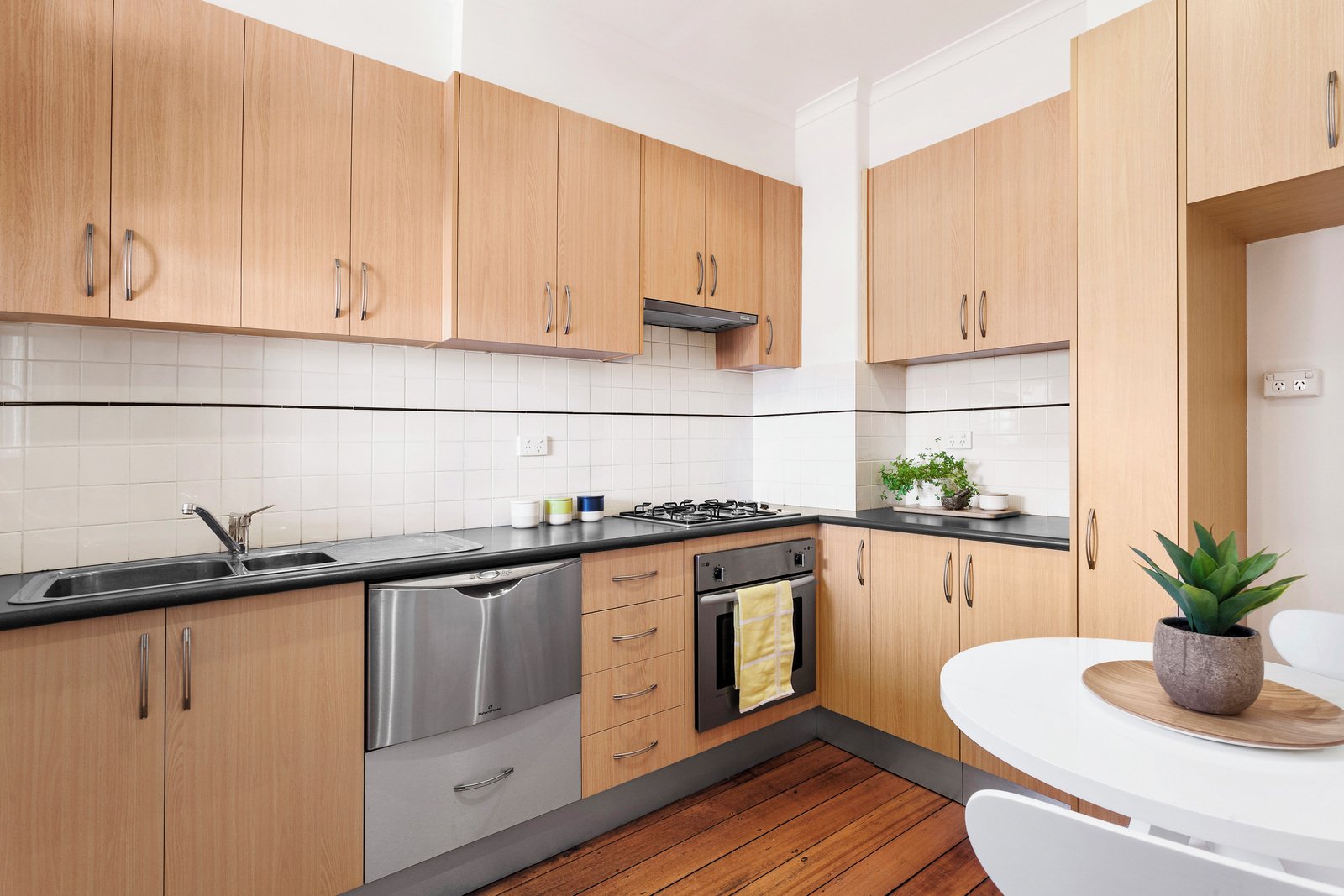 Gallery: 6/39 Mitford Street