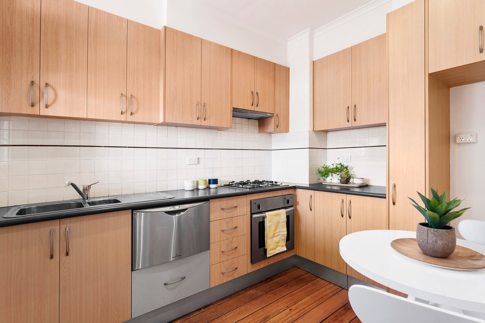 Gallery: 6/39 Mitford Street