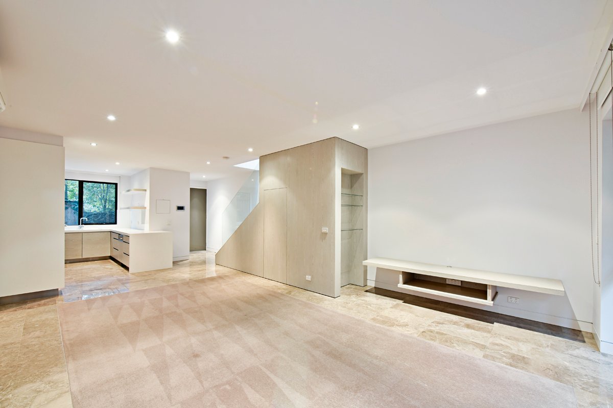 Gallery: 6/390 Dandenong Road