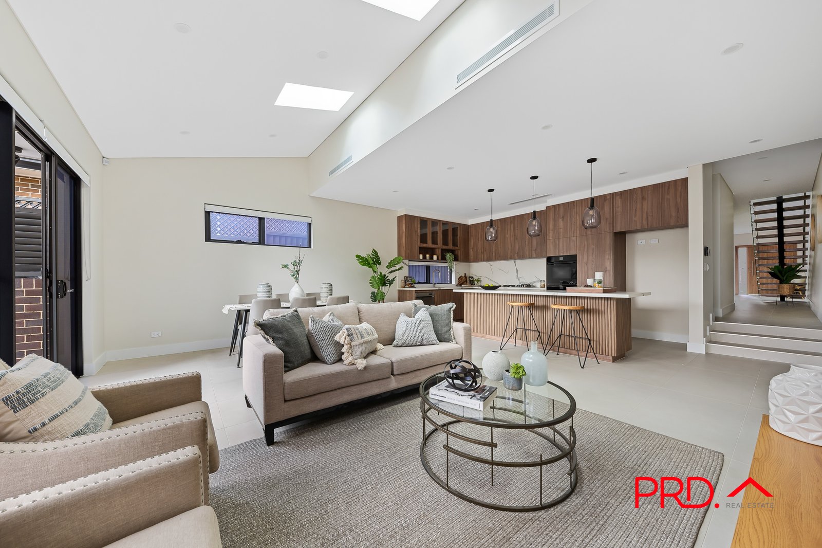 63c Darvall Road WEST RYDE 2