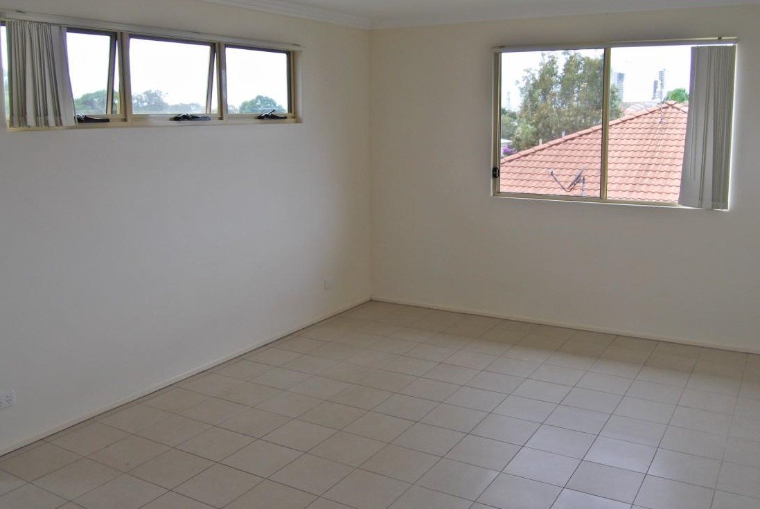 6/4-6 Locke Street SOUTHPORT 6