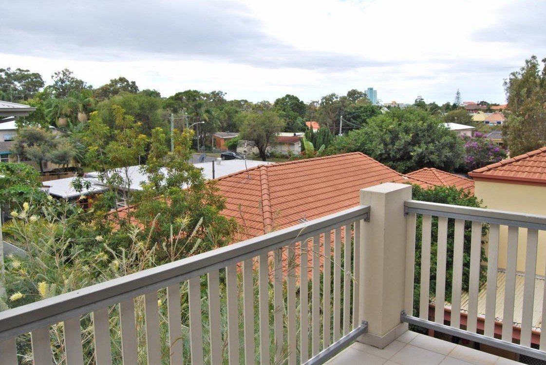 6/4-6 Locke Street SOUTHPORT 13
