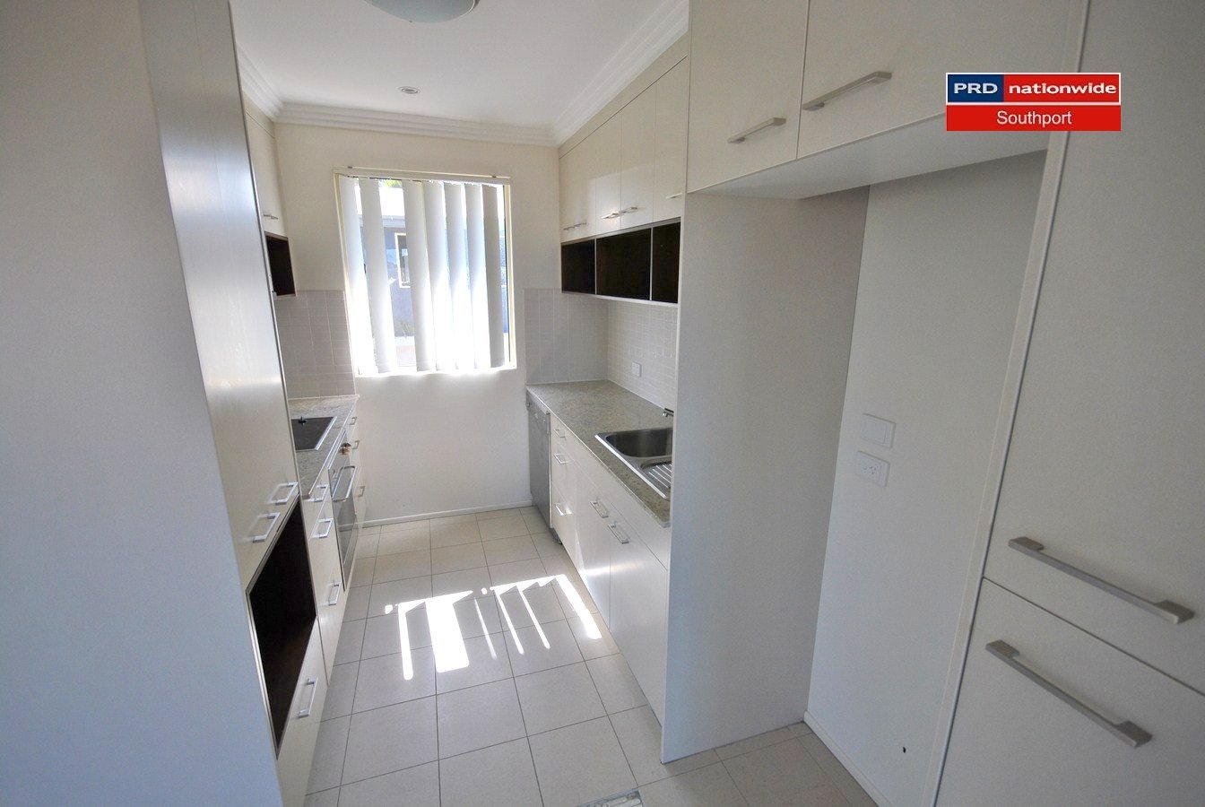 6/4-6 Locke Street SOUTHPORT 6