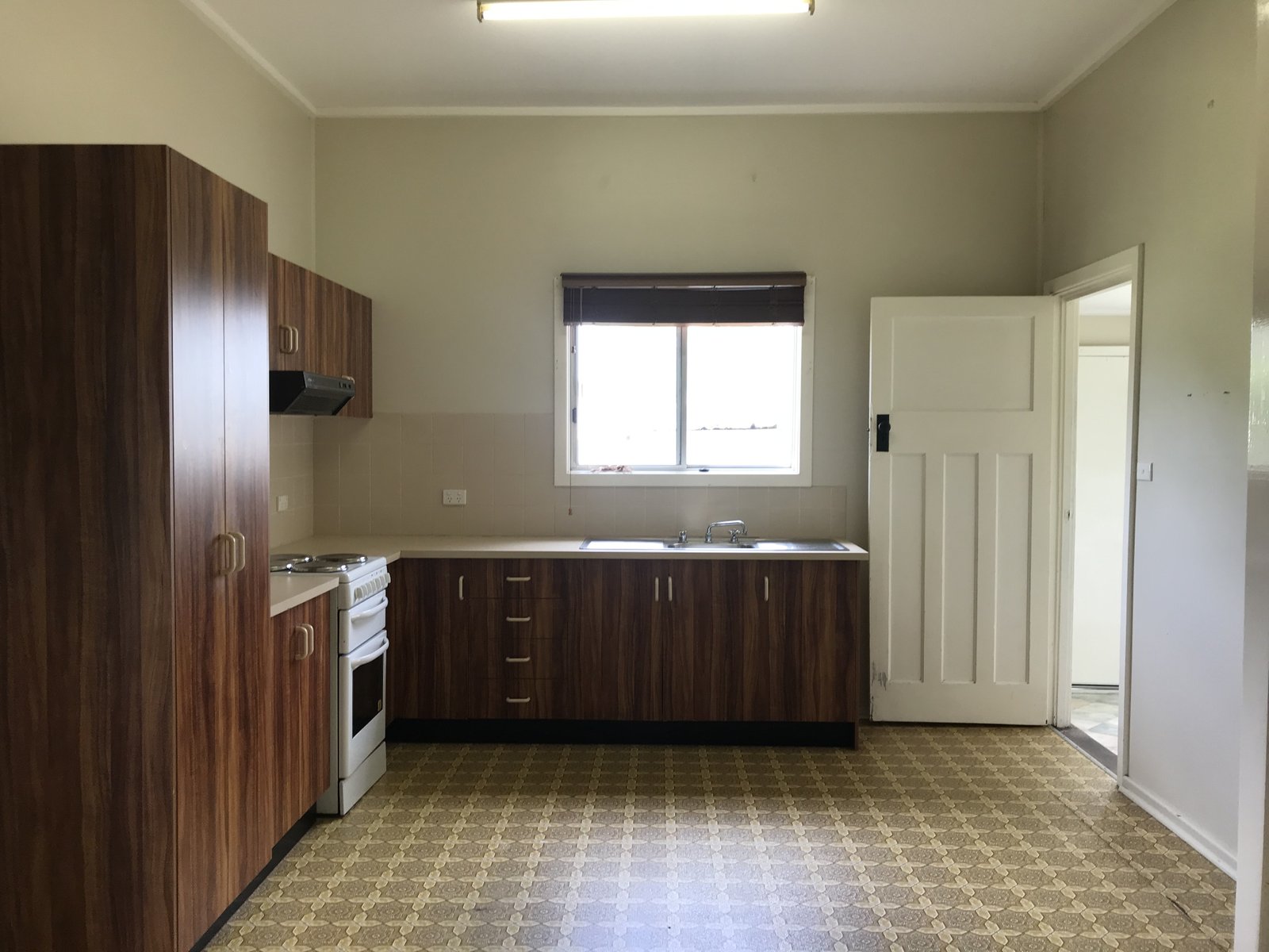 64-66 Vennacher Street MERRIWA 9