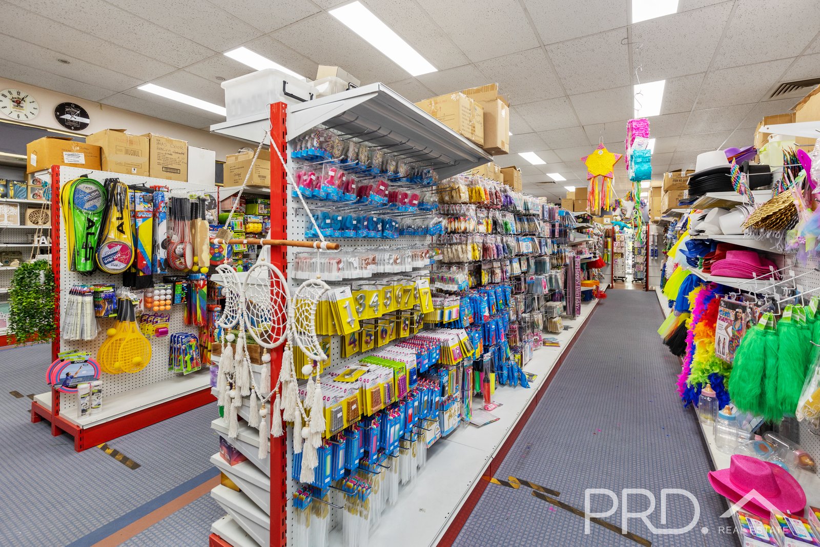 64-66 Wynyard Street TUMUT 9