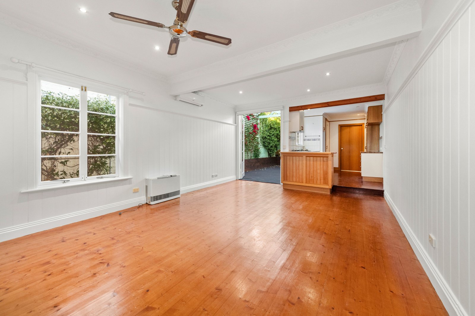 64 Aberdeen Road, Prahran, 3181