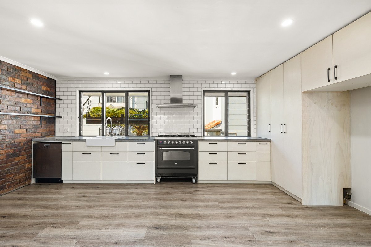 64 Acanthus Avenue Burleigh Waters 2