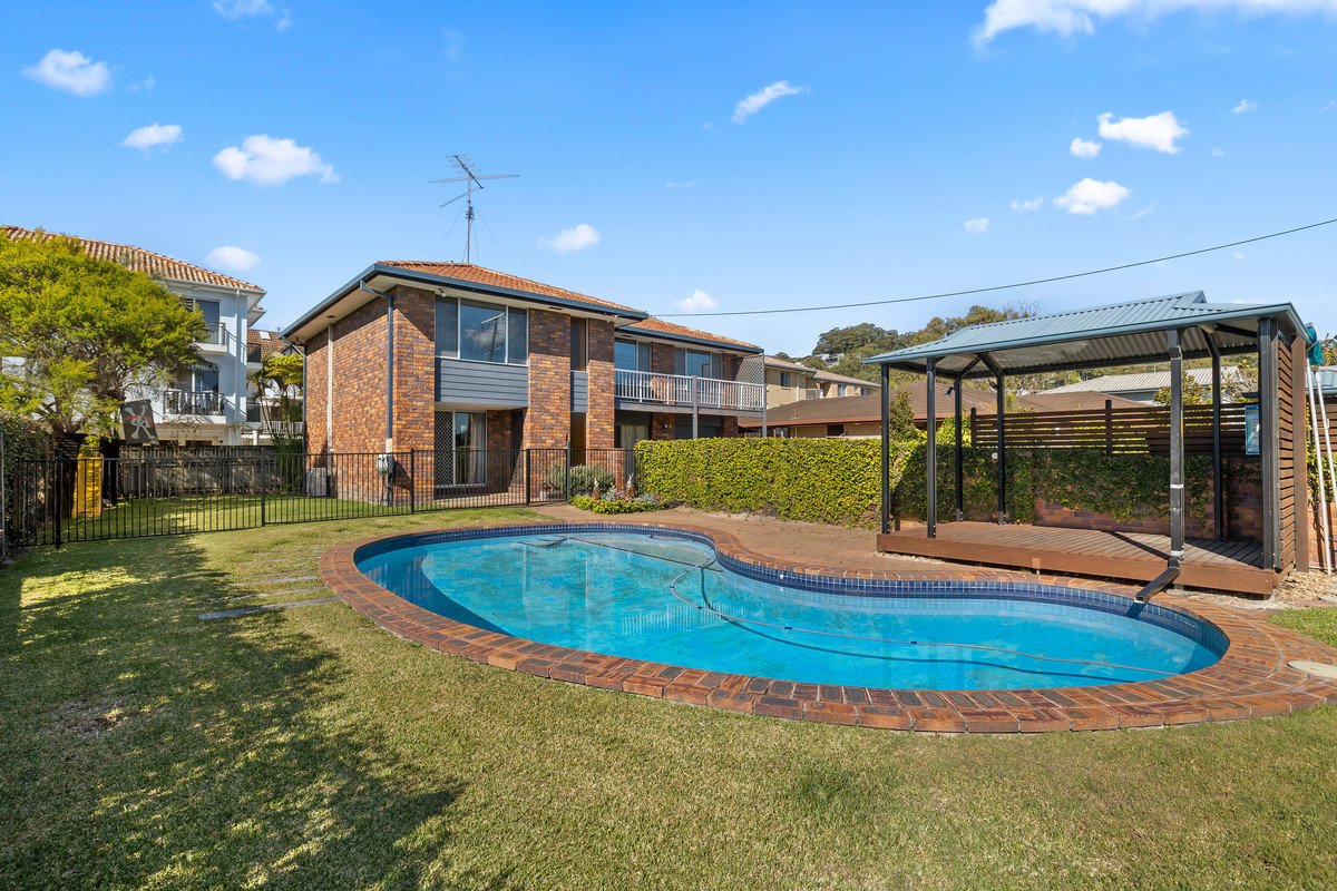 64 Acanthus Avenue Burleigh Waters 4