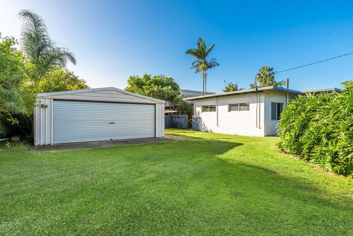 64 Albion Avenue Miami 3