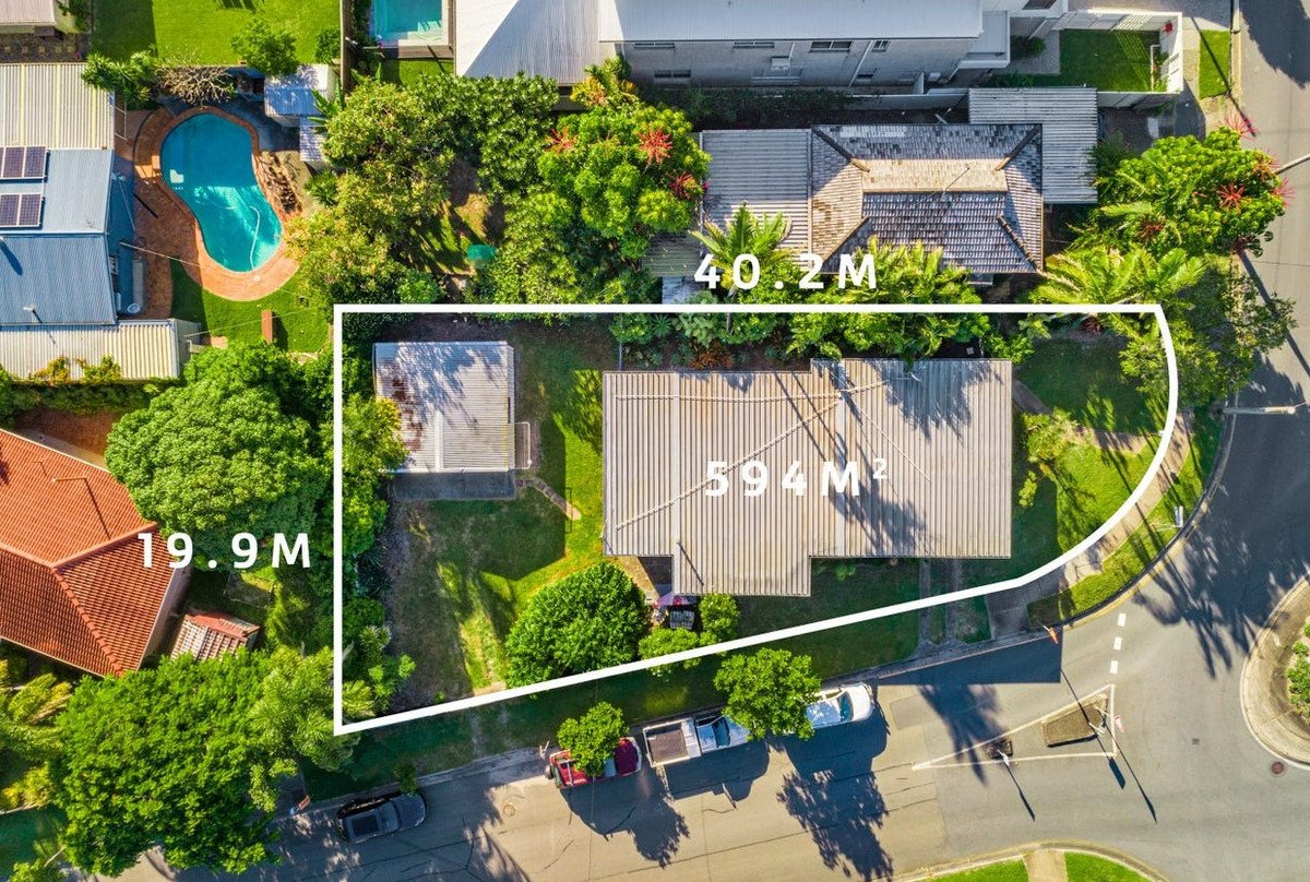 64 Albion Avenue Miami 11