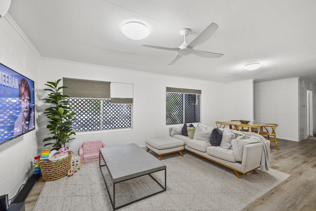 64 Albion Avenue Miami 17