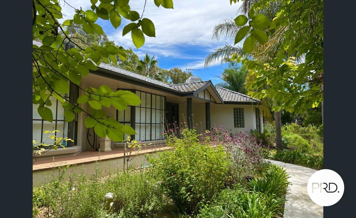 64 Arcadia Downs Drive KIALLA 2