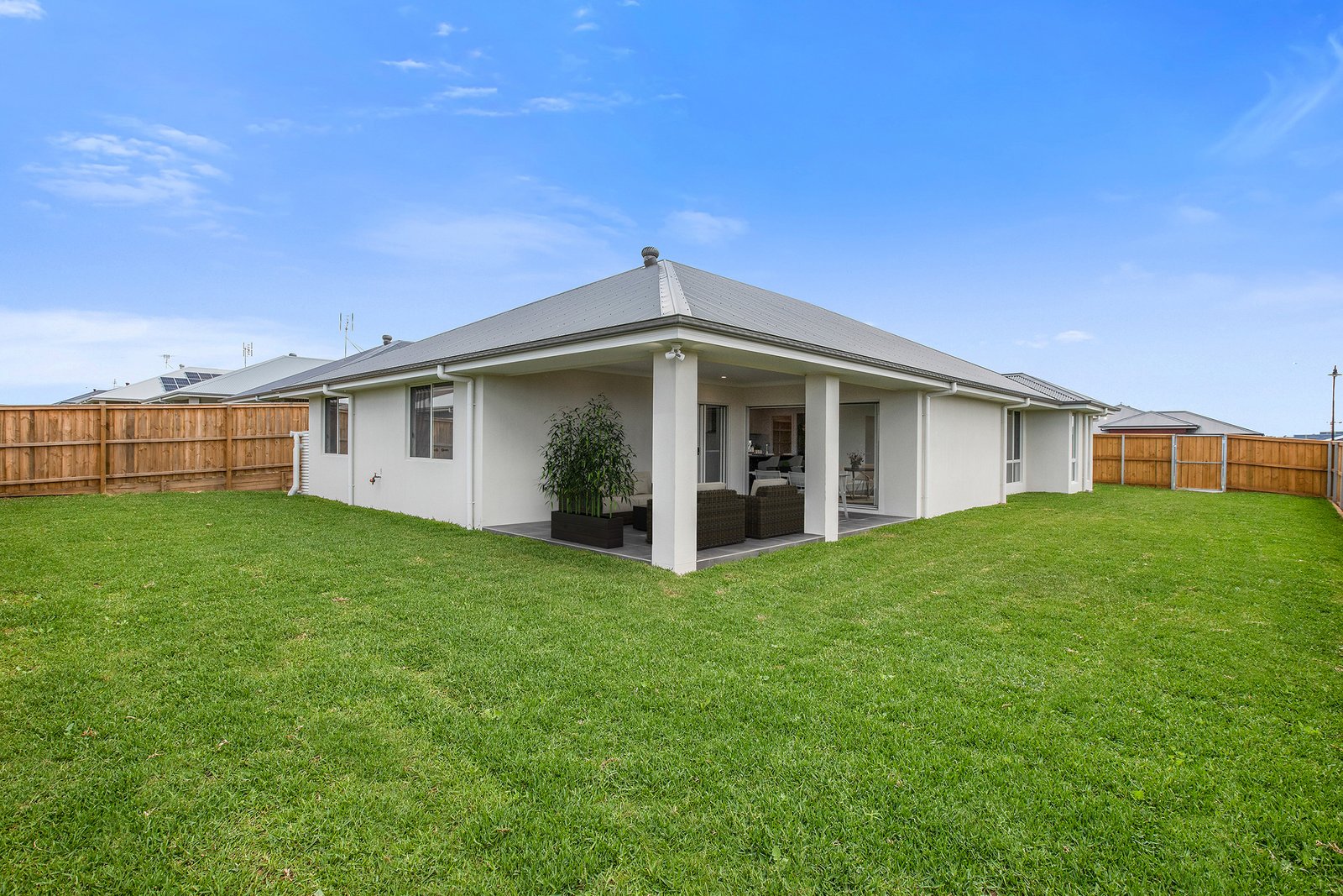 64 Arrowtail Street CHISHOLM 8