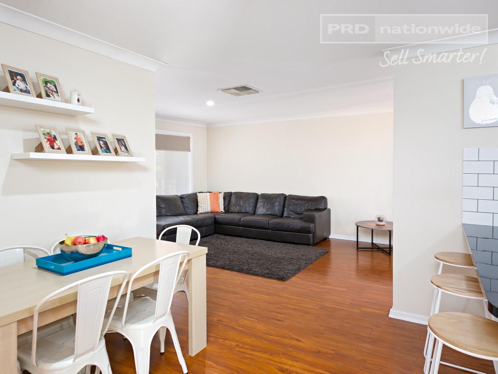 64 Balleroo Crescent GLENFIELD PARK 3