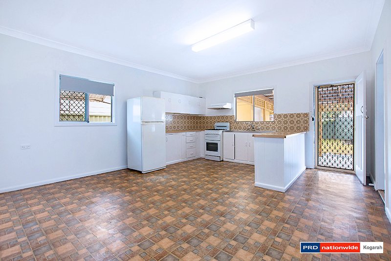 64 Barton Street KOGARAH 2
