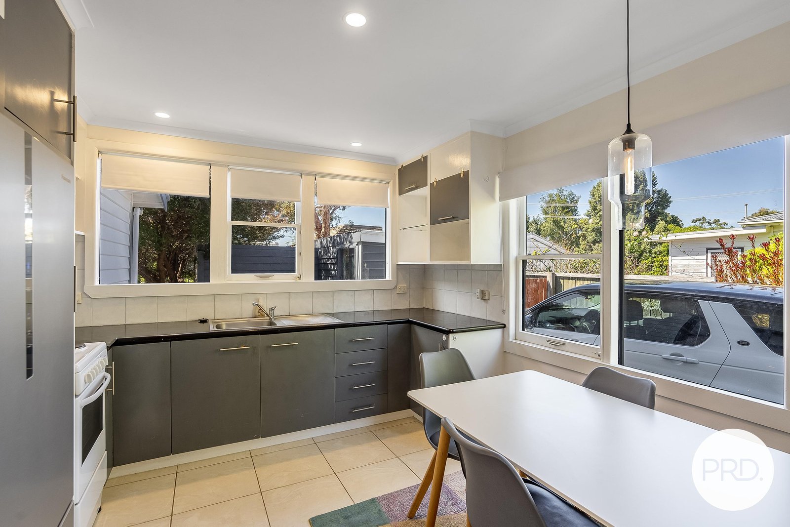 64 Bayview Road LAUDERDALE 2