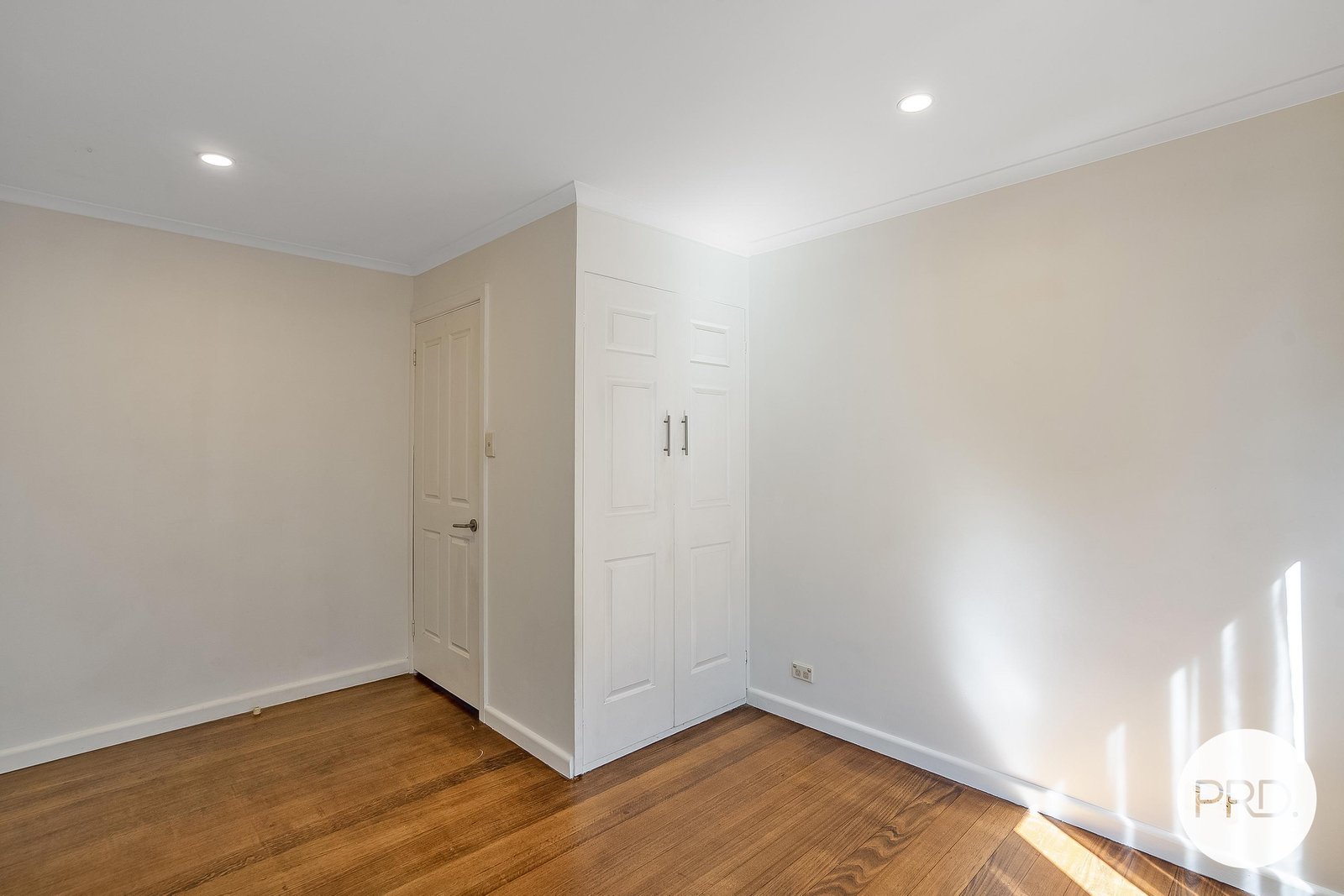 64 Bayview Road LAUDERDALE 8