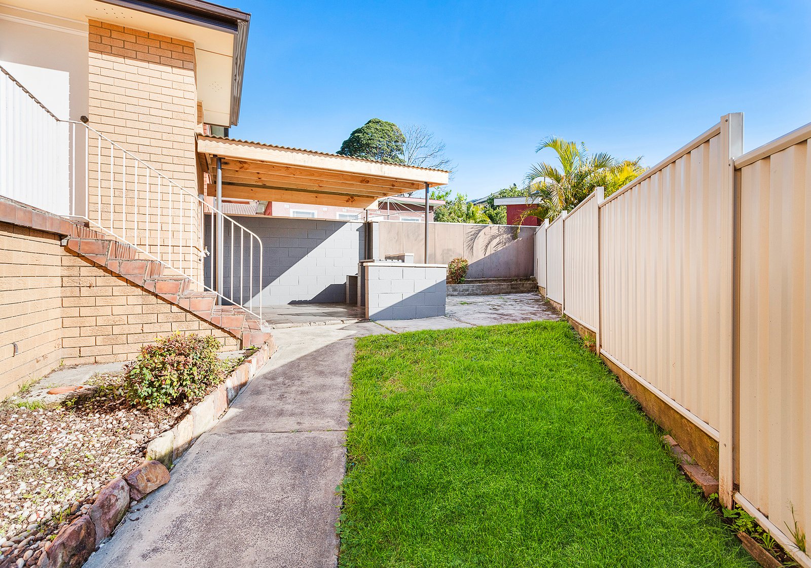 64 Beatus Street UNANDERRA 7