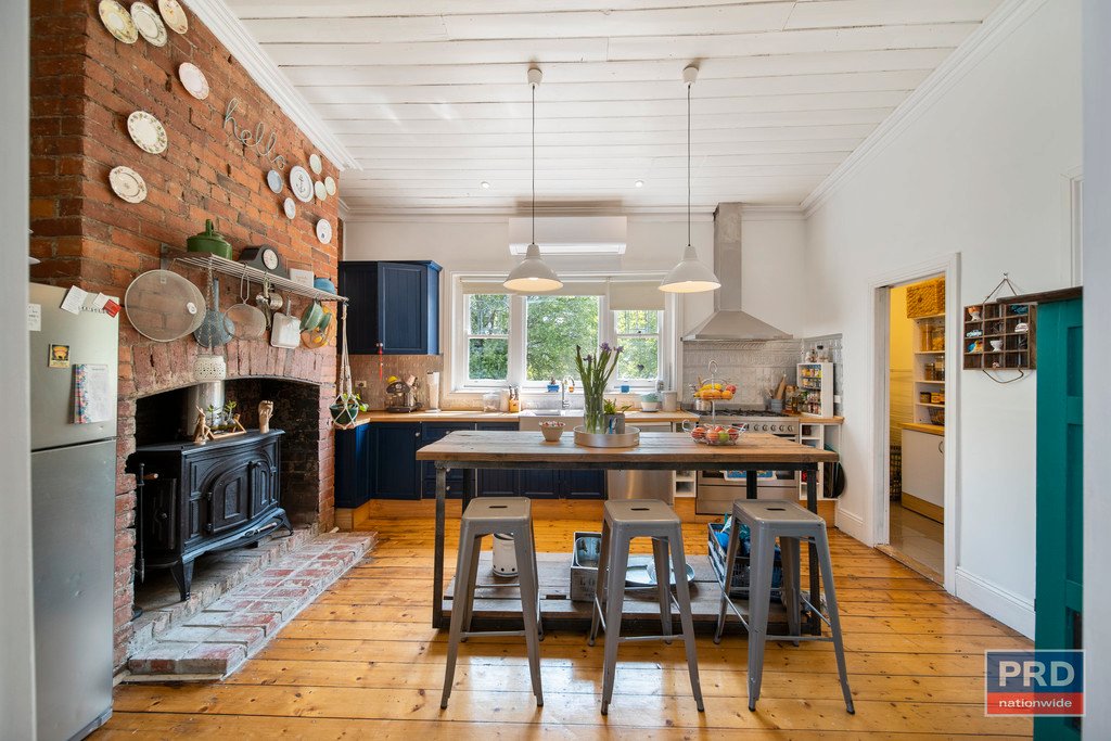 64 Bennett Street LONG GULLY 3