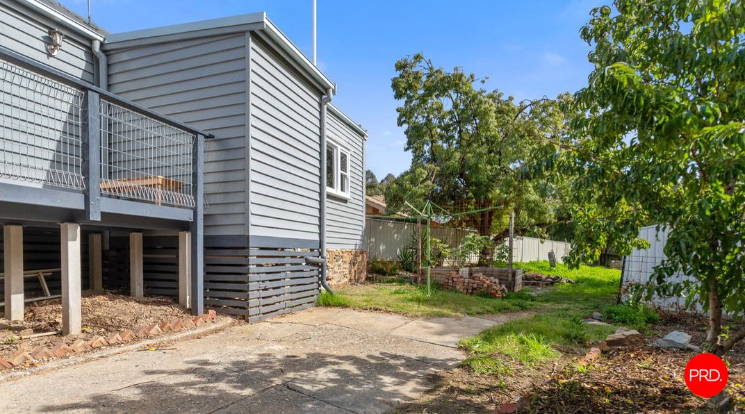 64 Bennett Street LONG GULLY 2