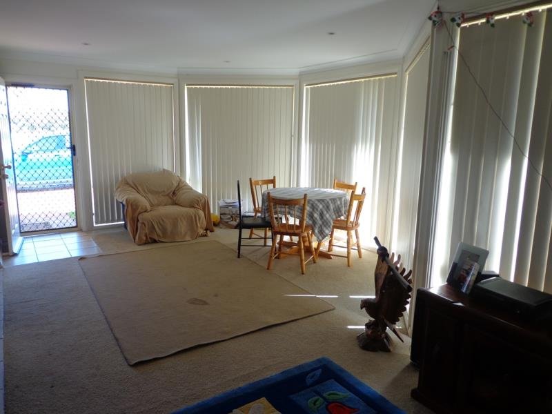 64 Blaxland Way TAMWORTH 3