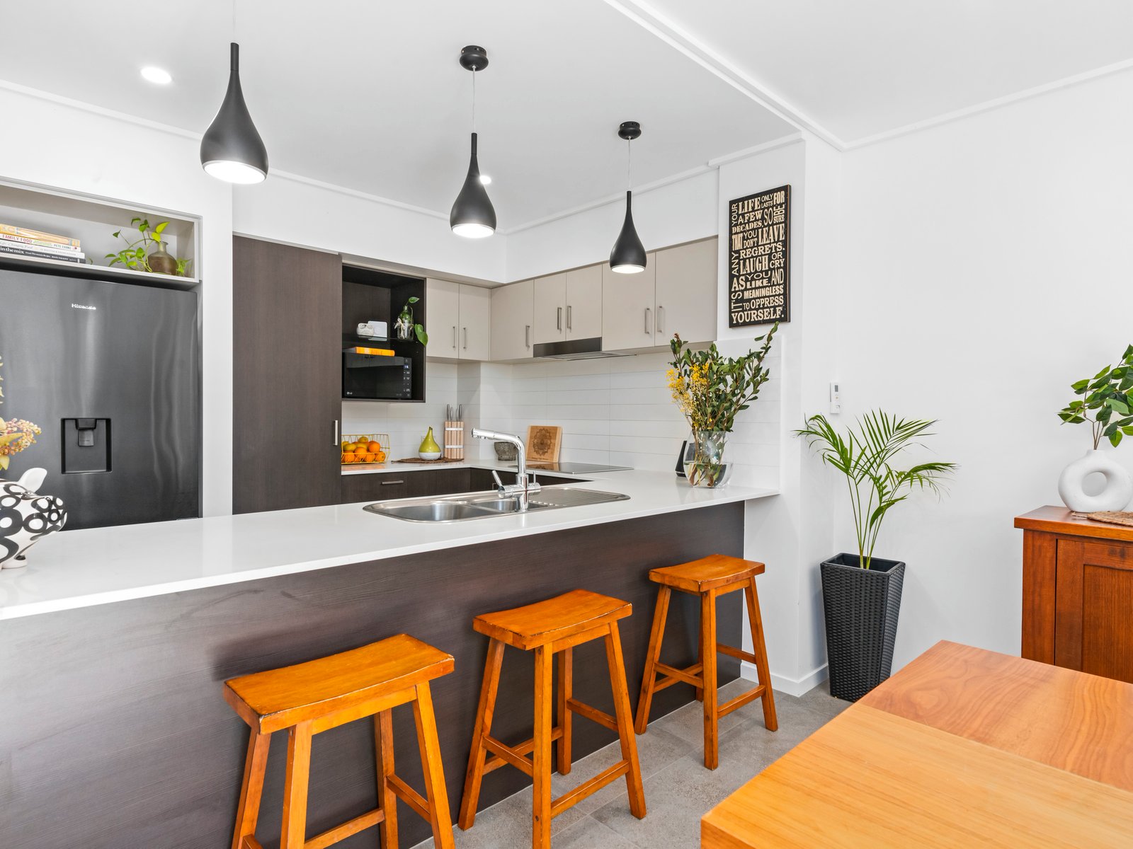 6/4 Border Drive North CURRUMBIN WATERS 2