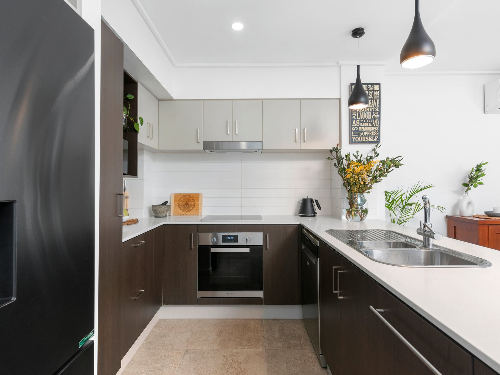 6/4 Border Drive North CURRUMBIN WATERS 3