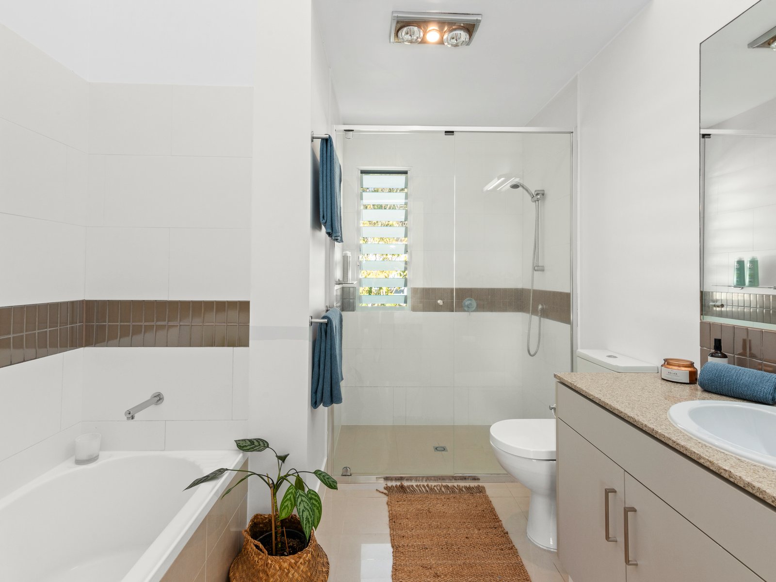 6/4 Border Drive North CURRUMBIN WATERS 13