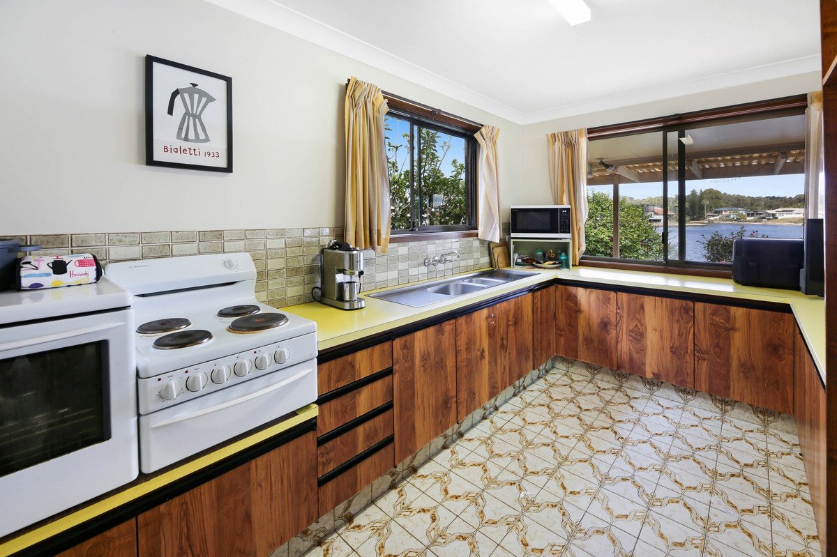 64 Burleigh Street Burleigh Waters 5