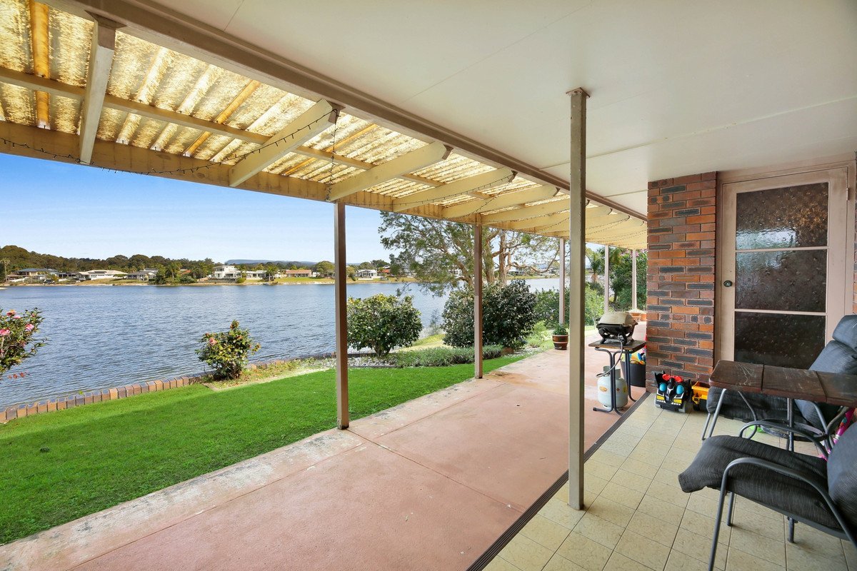 64 Burleigh Street Burleigh Waters 9