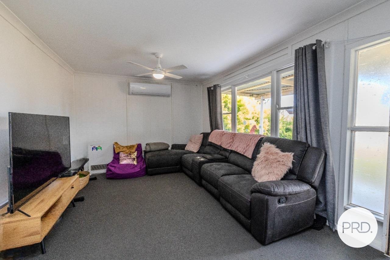 64 Chaffey Street MERBEIN 5