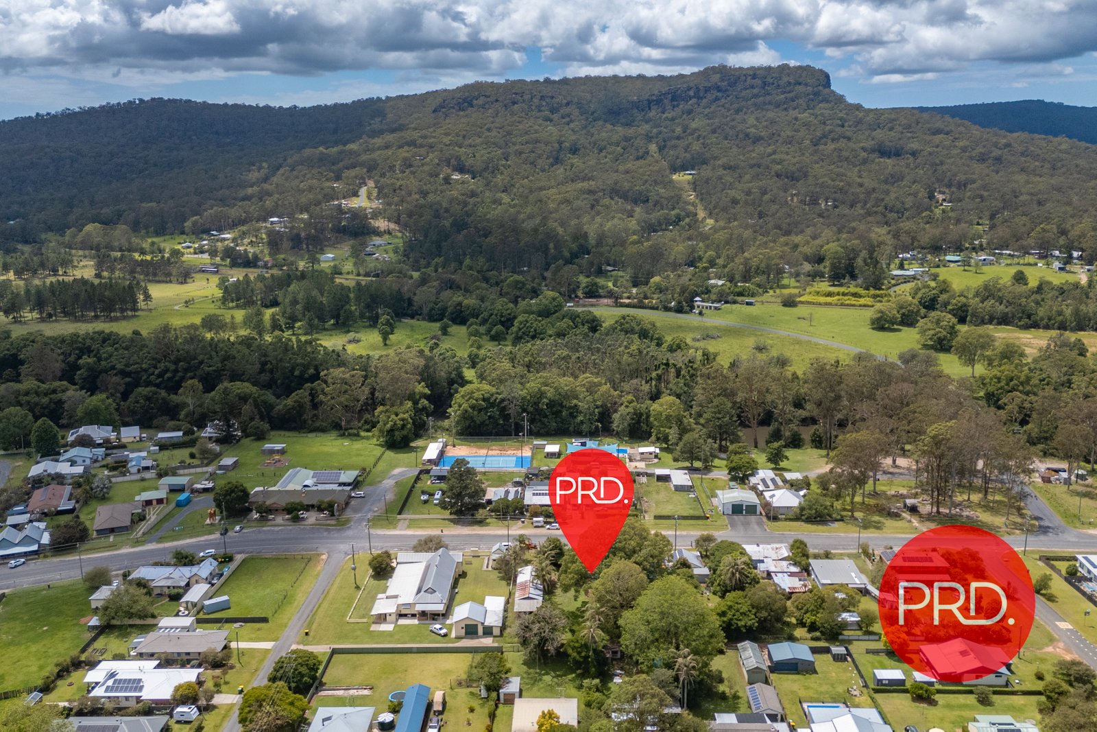64 Coramba Street GLENREAGH 4
