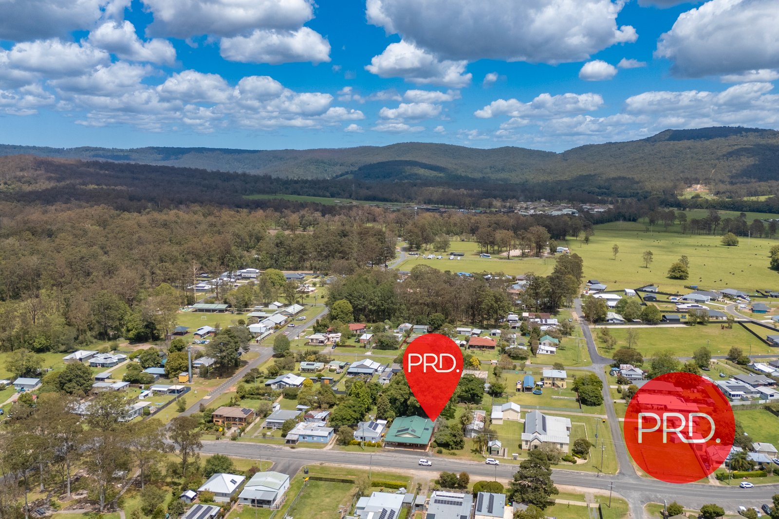 64 Coramba Street GLENREAGH 9