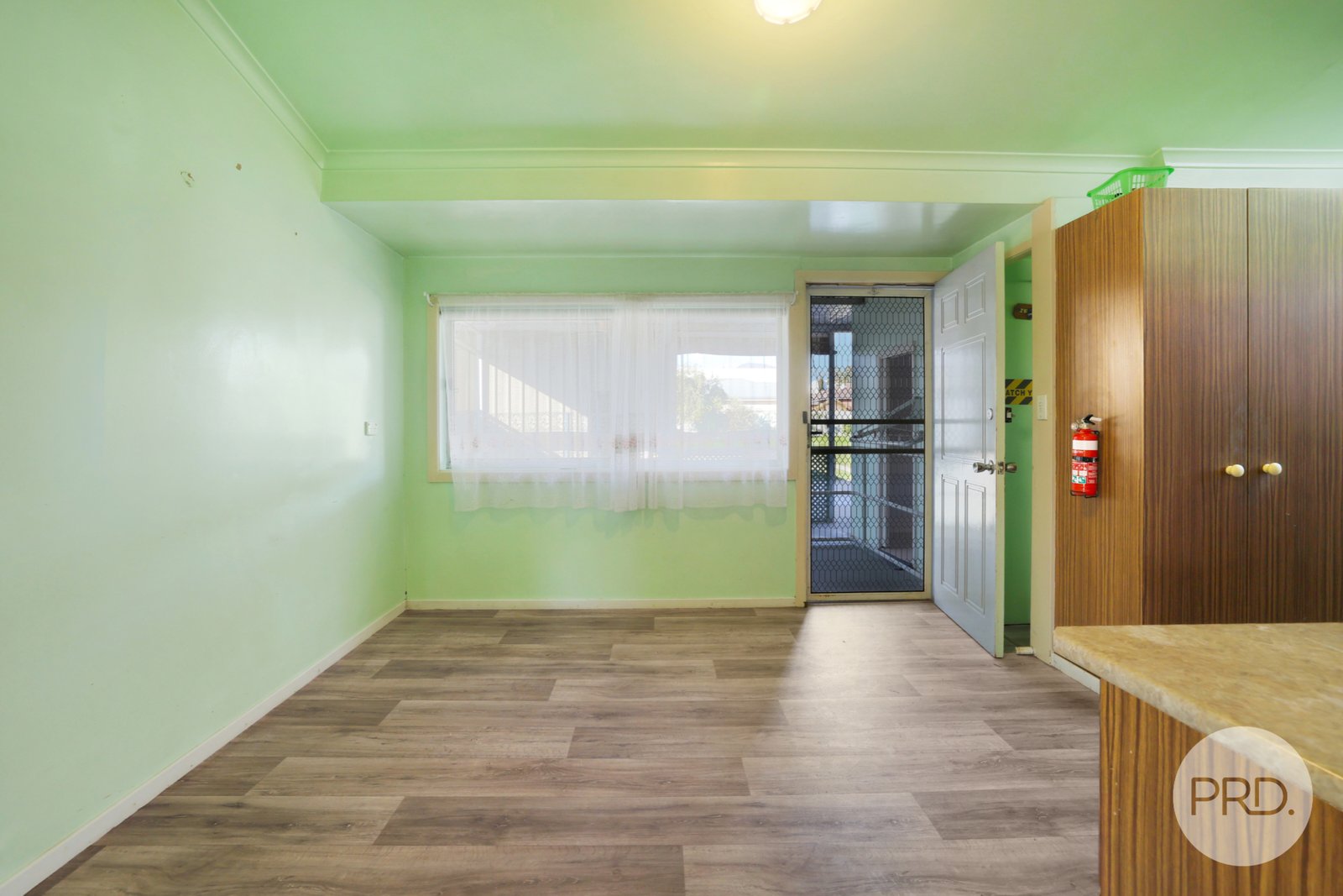 64 Denison Street TAMWORTH 17