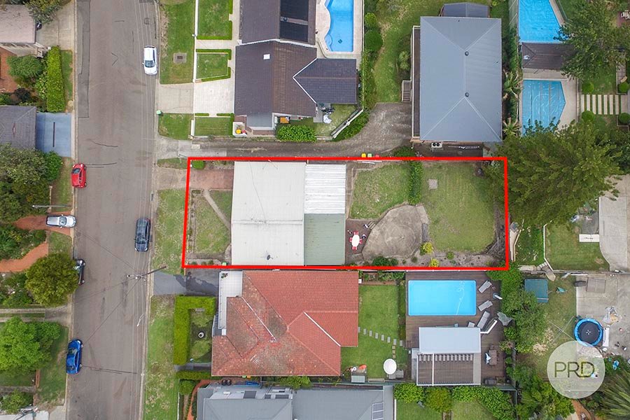 64 Douglas Haig Street OATLEY 1