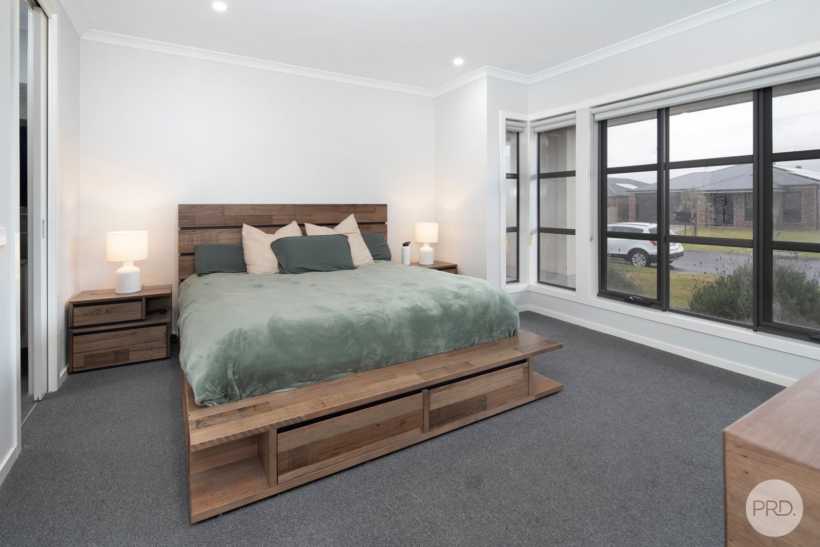 64 Elegante Road WINTER VALLEY 2