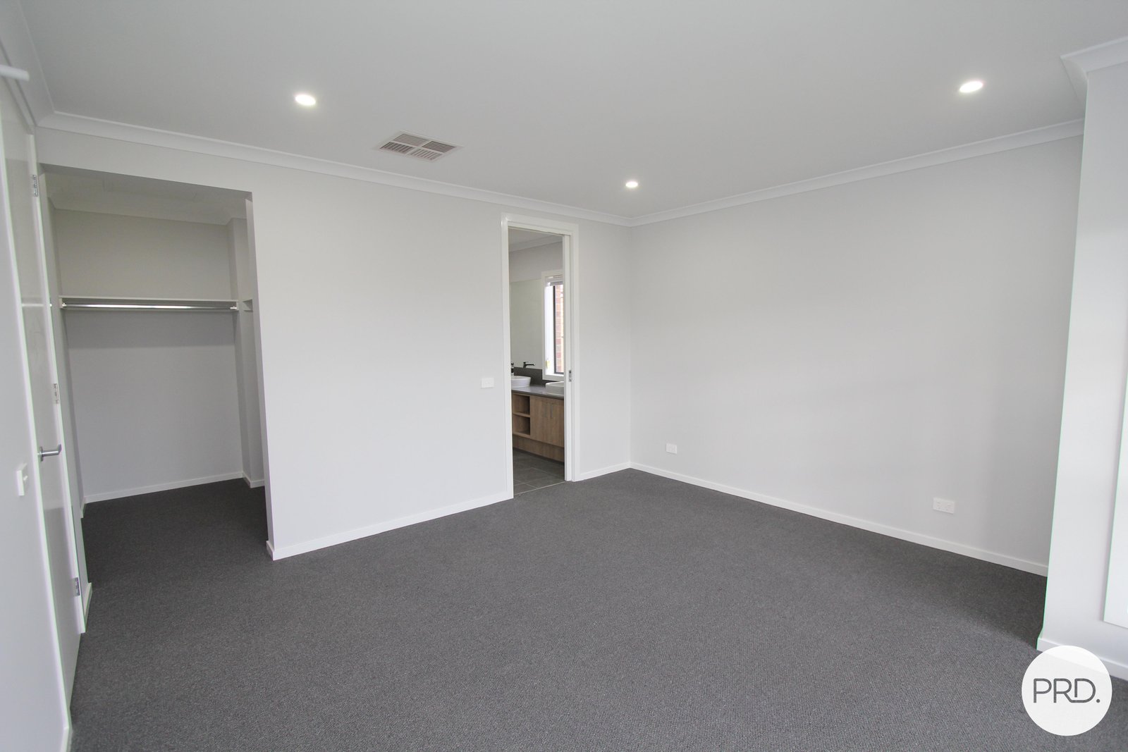 64 Elegante Road WINTER VALLEY 4