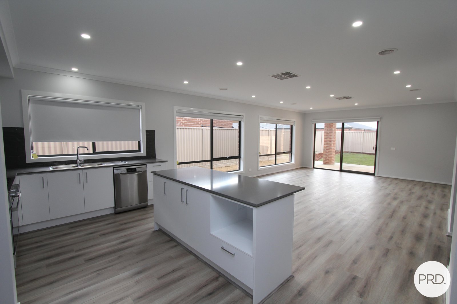 64 Elegante Road WINTER VALLEY 9