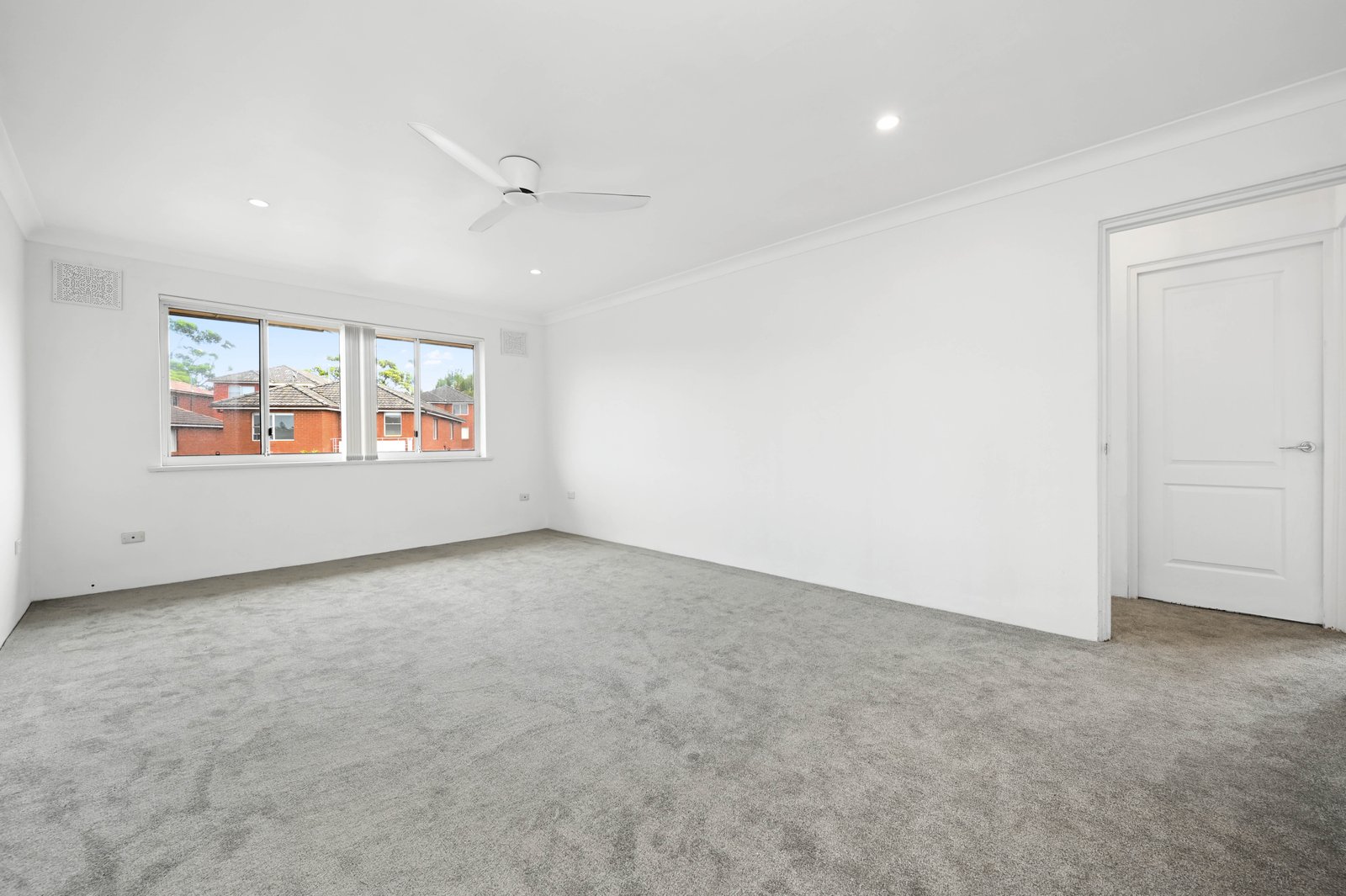 6/4 Elliot Place HILLSDALE 2