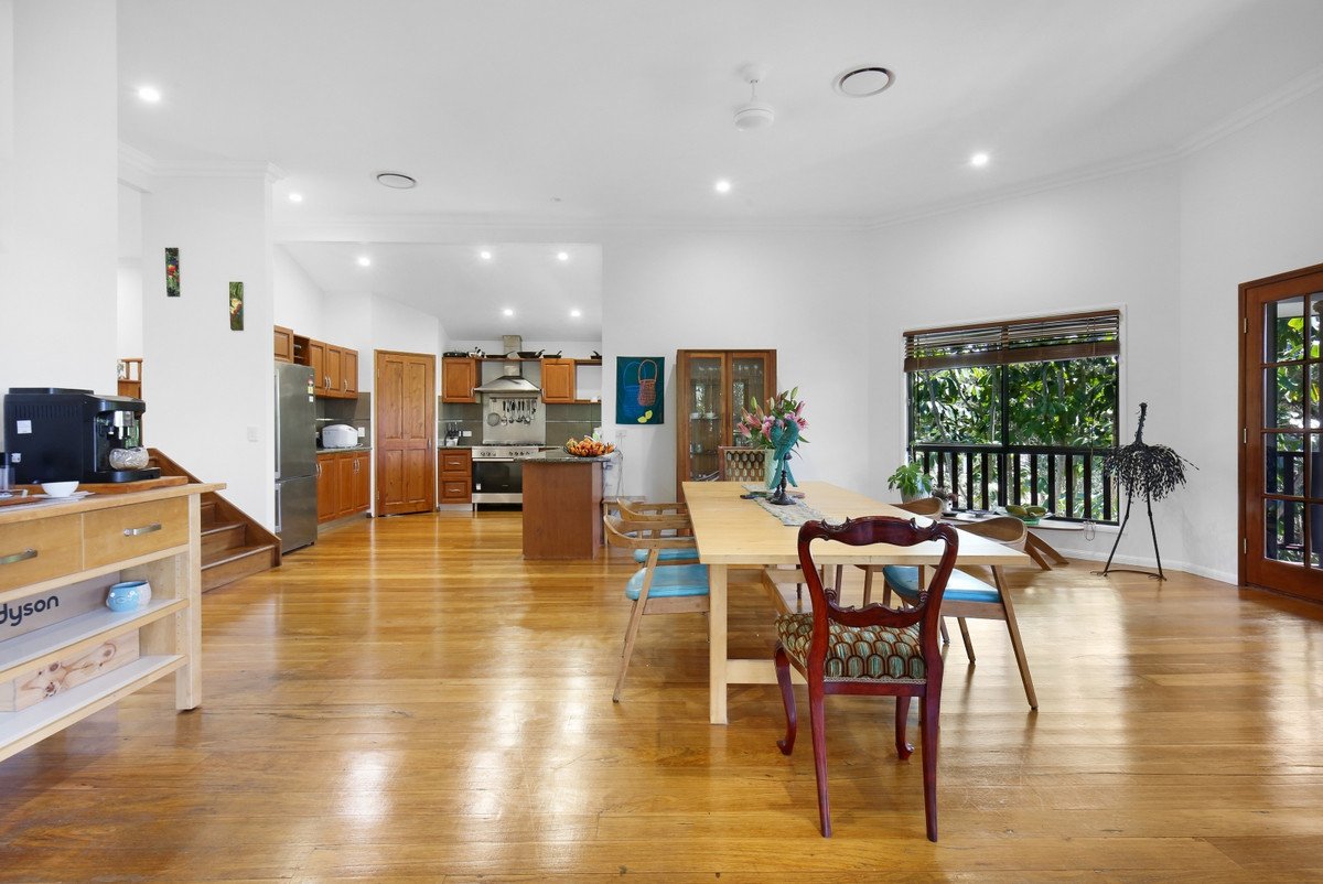 64 Fenton Drive Tallebudgera 10