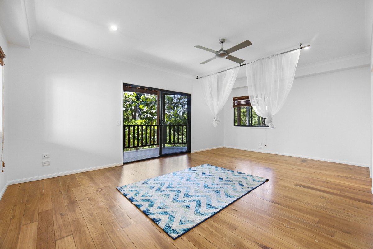 64 Fenton Drive Tallebudgera 29