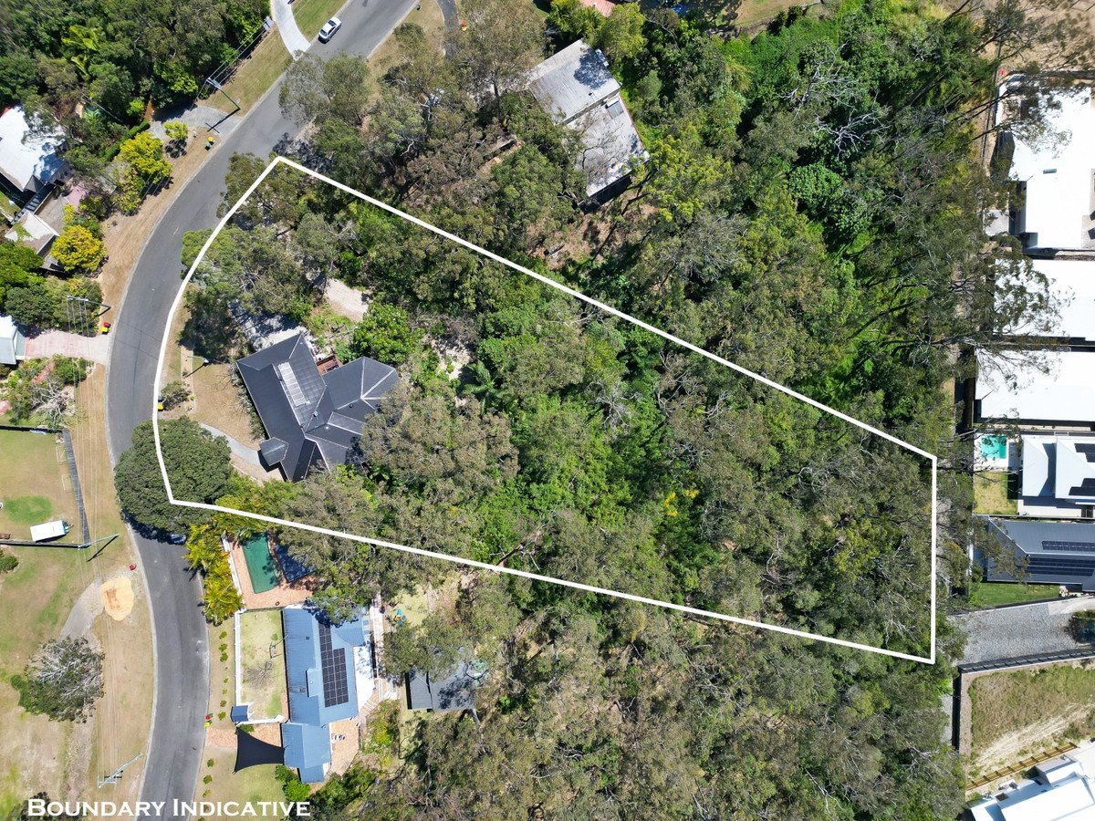 64 Fenton Drive Tallebudgera 32